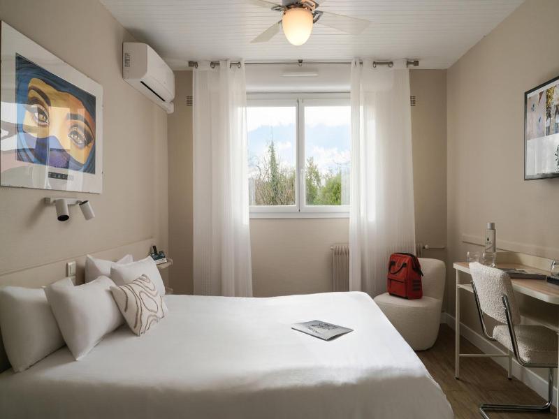 Logis Hotel Thermal image