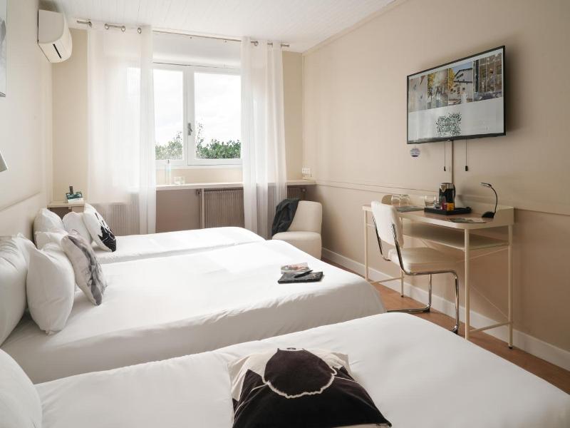 Logis Hotel Thermal image