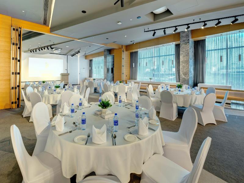 Al Khoory Courtyard Hotel — view
