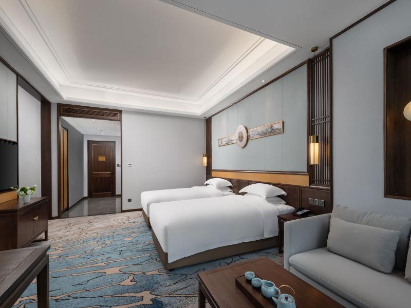 Jinzhou Blossom Hotel 2