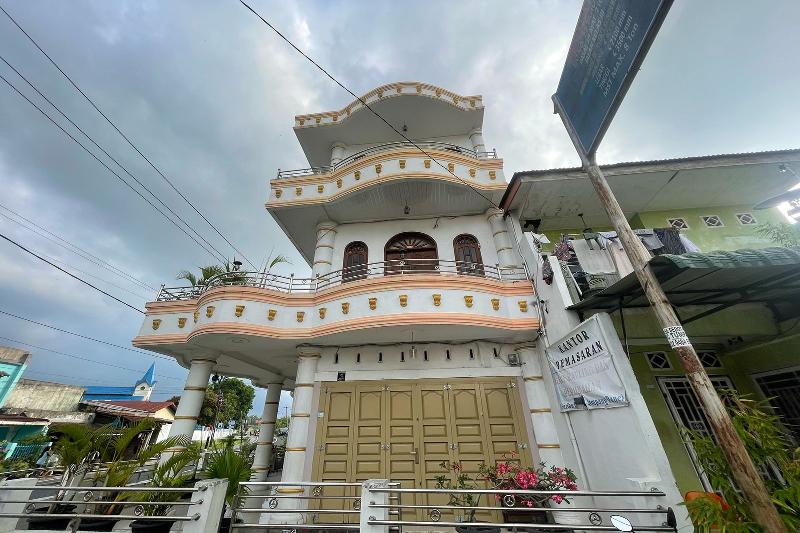 Agave Hotel Siantar by Zuzu