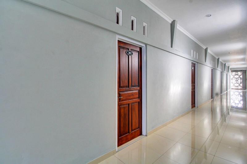 OYO 90767 Gm Guest House