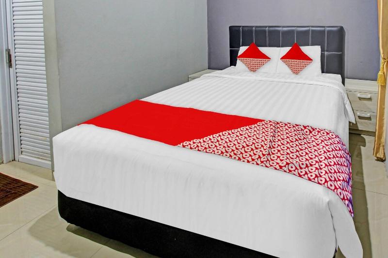 OYO 90767 Gm Guest House 5