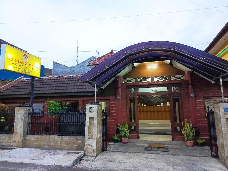 Kedung Ombo Homestay by ZUZU