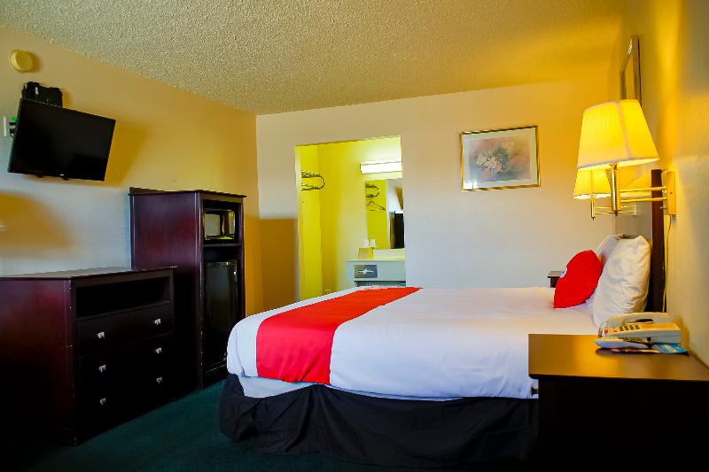 Duncan Inn by OYO, OK  Hwy 81 Near Chisholm Casino image