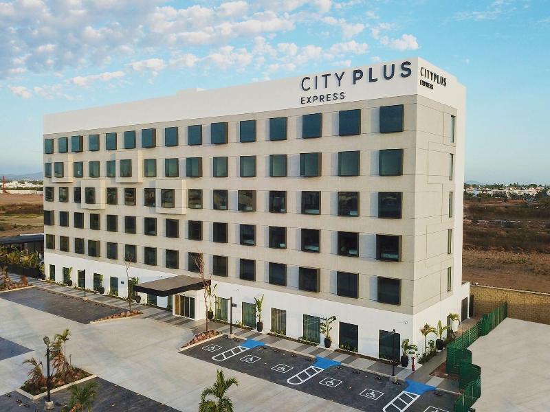 City Express Plus by Marriott Mazatlán image