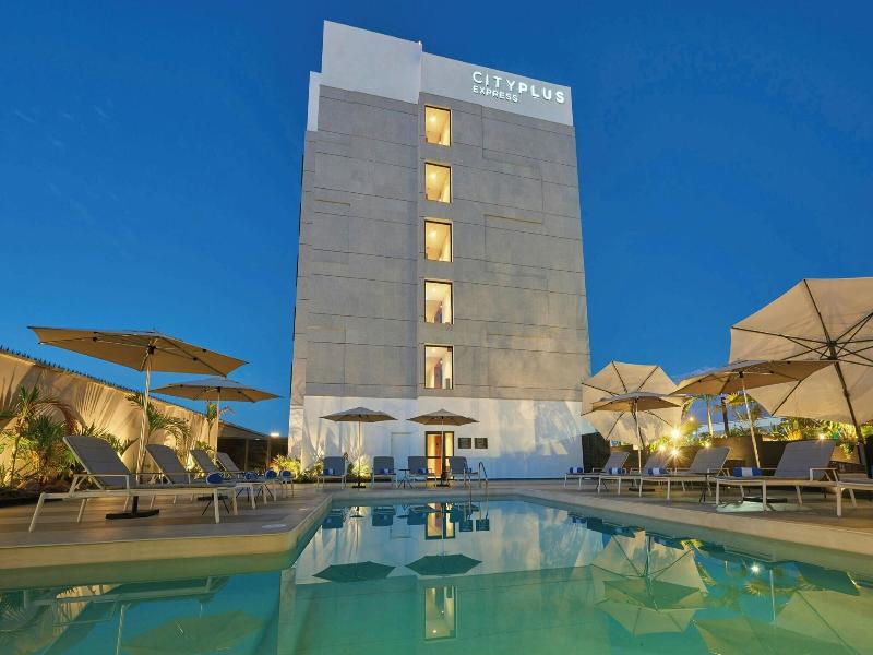 City Express Plus by Marriott Mazatlán image