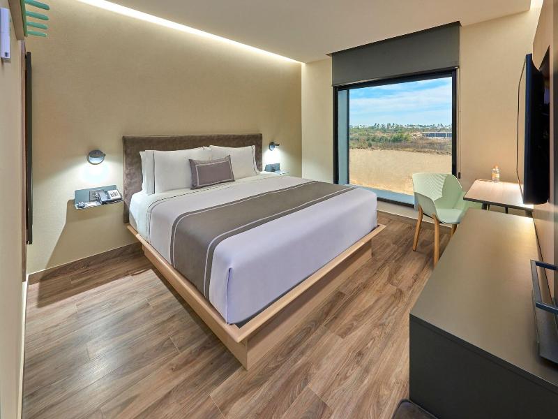 City Express Plus by Marriott Mazatlán image