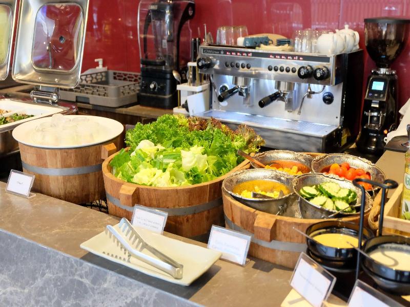 Ramada By Wyndham Bangkok Sukhumvit 87 image