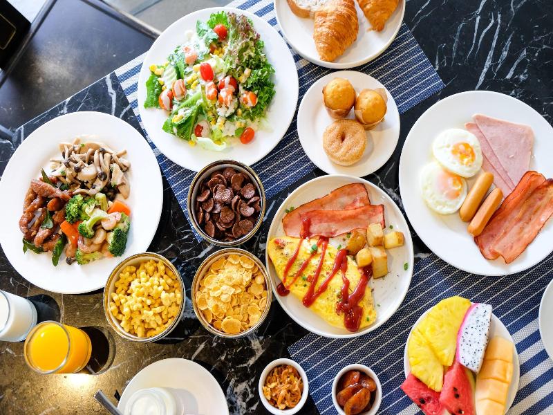 Ramada By Wyndham Bangkok Sukhumvit 87 image