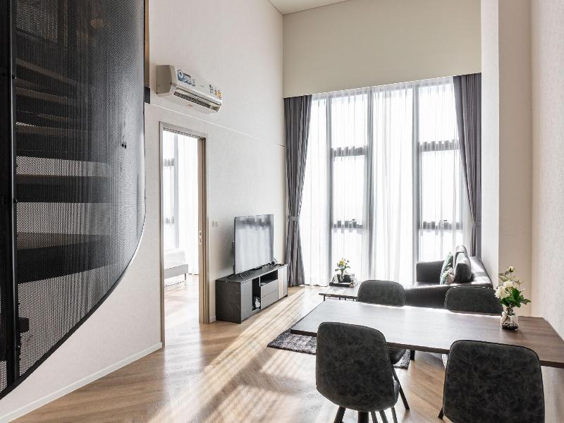 Ramada By Wyndham Bangkok Sukhumvit 87 image