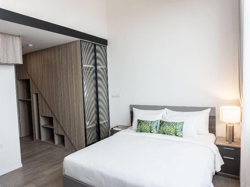 Ramada By Wyndham Bangkok Sukhumvit 87 image