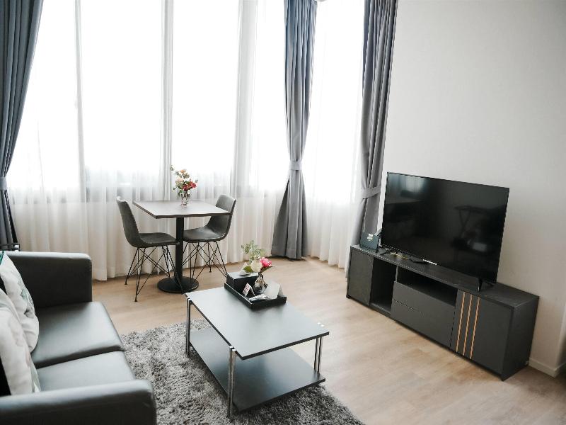 Ramada By Wyndham Bangkok Sukhumvit 87 image