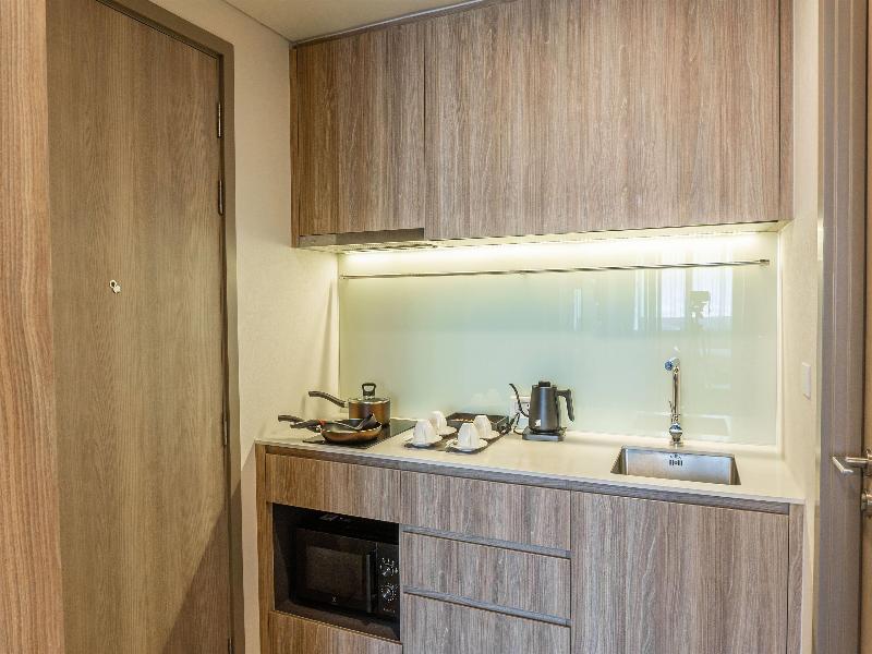 Ramada By Wyndham Bangkok Sukhumvit 87 image