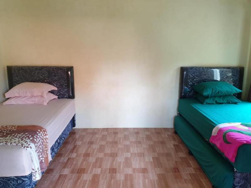 Nita's Homestay Banyuwangi by ZUZU image
