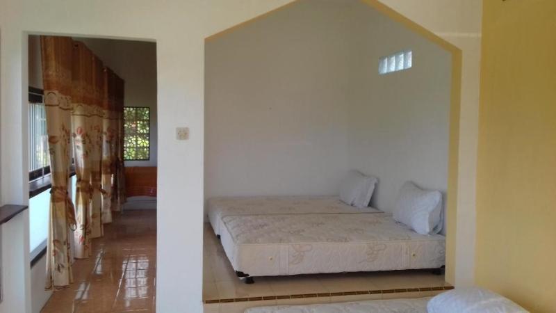 Dannu's Homestay by ZUZU image