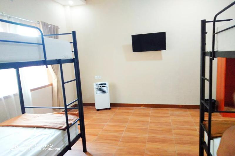 Bluefire Homestay by ZUZU image