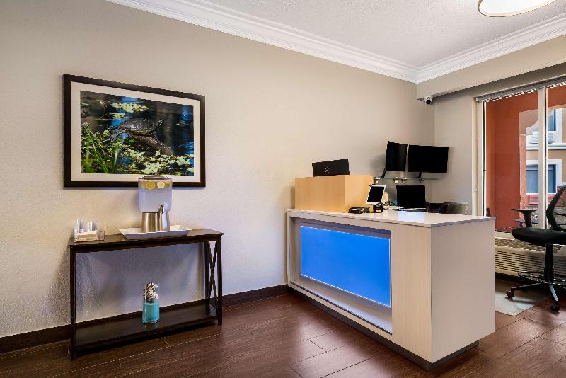 Best Western Plus La Mesa San Diego image