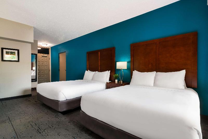 Best Western Plus La Mesa San Diego image