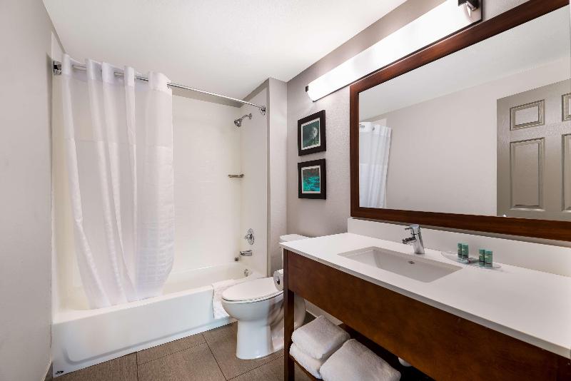 Best Western Plus La Mesa San Diego image 2