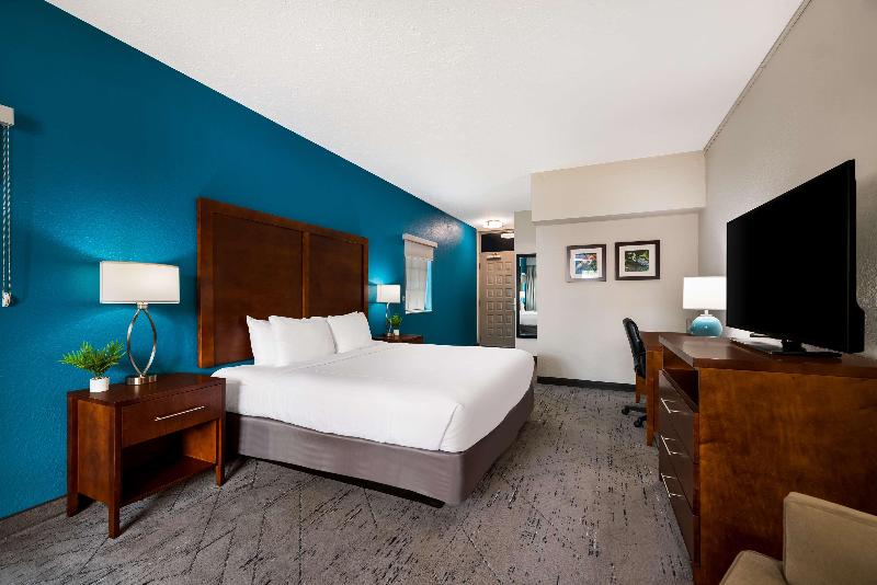 Best Western Plus La Mesa San Diego image