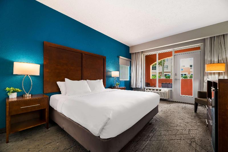 Best Western Plus La Mesa San Diego image