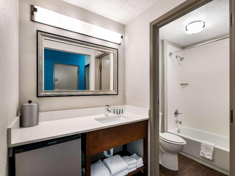 Best Western Plus La Mesa San Diego image