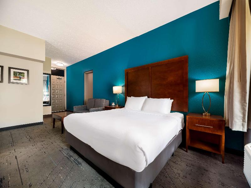 Best Western Plus La Mesa San Diego image