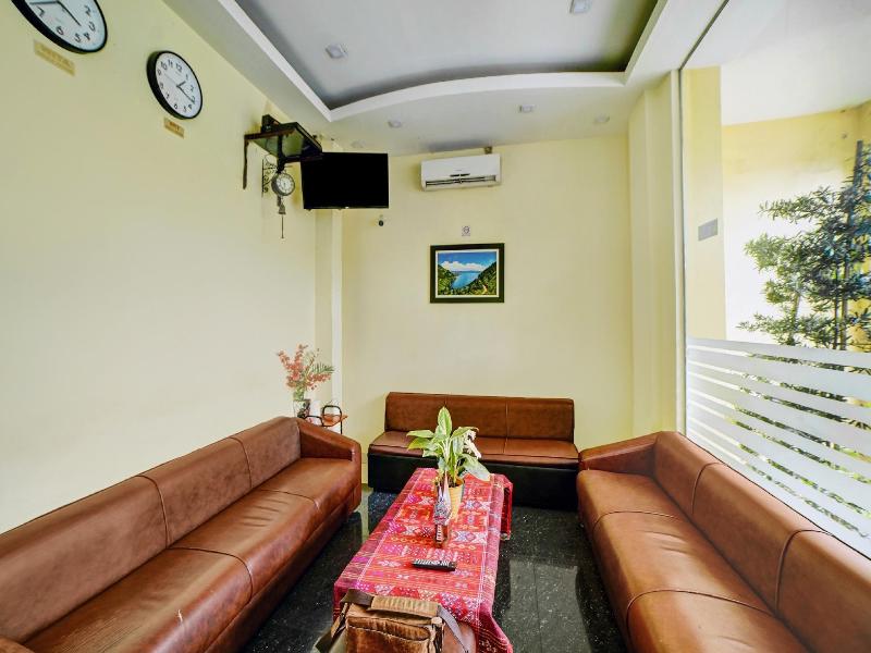 Super OYO 90565 Wesly House image