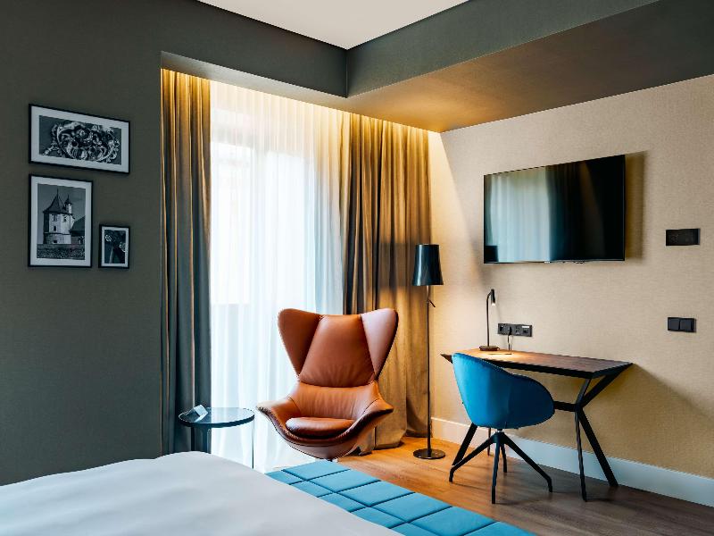 Radisson Blu Aurum Hotel Brasov image
