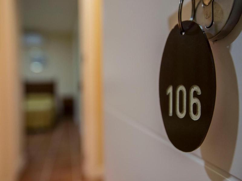 Hotel Carlos V by Vivere Stays image