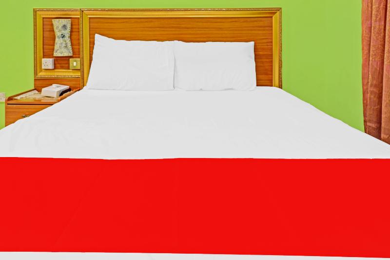 City Relax Hotel 5