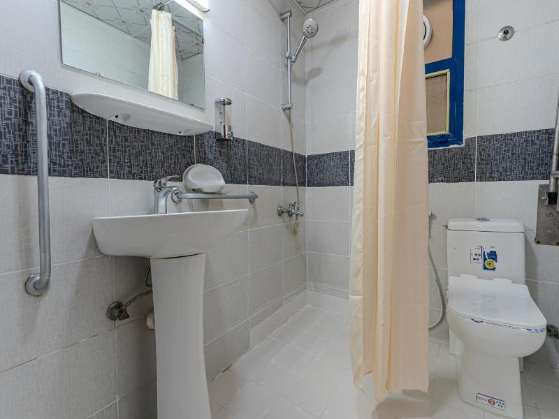 City Relax Hotel image