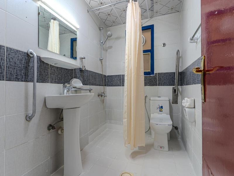 City Relax Hotel image