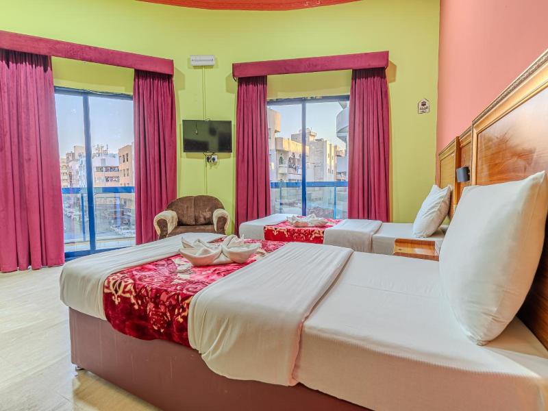 City Relax Hotel image