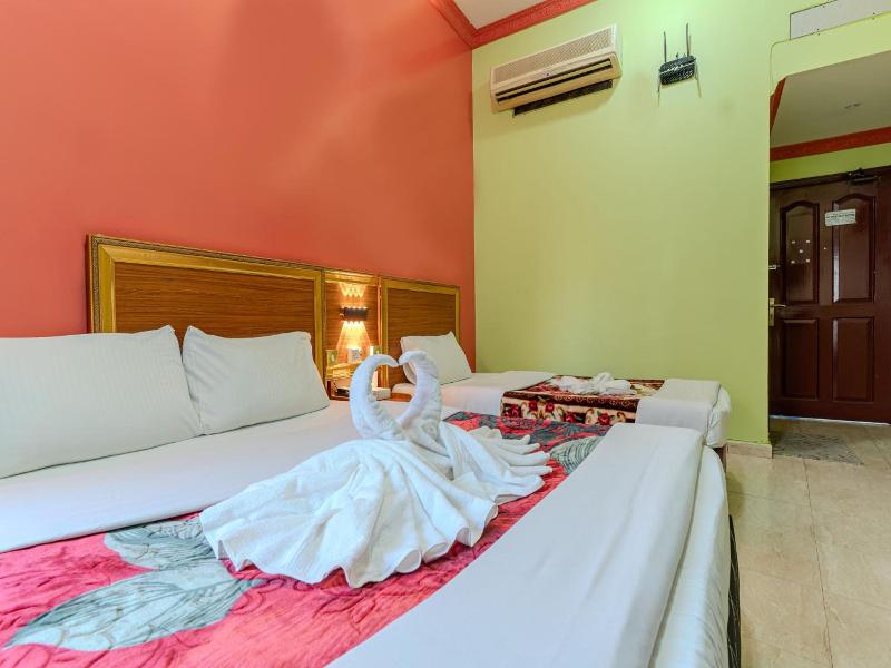 City Relax Hotel image