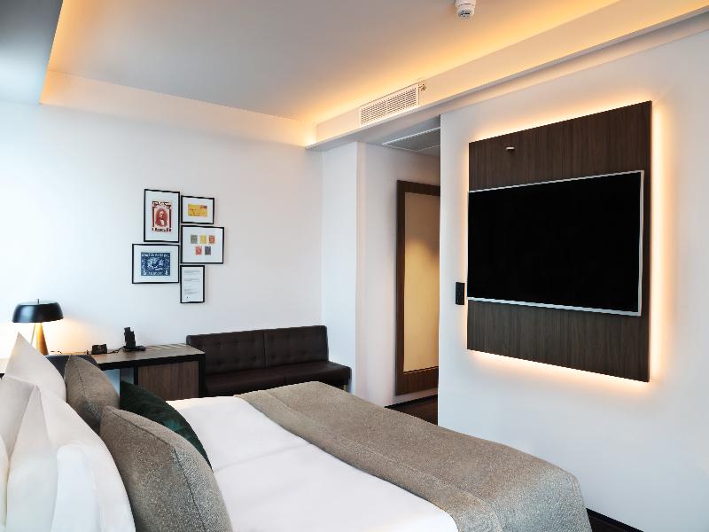 TOP CityLine Hotel Reykjavik Saga image