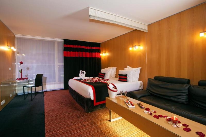 Residhome Paris Senart image
