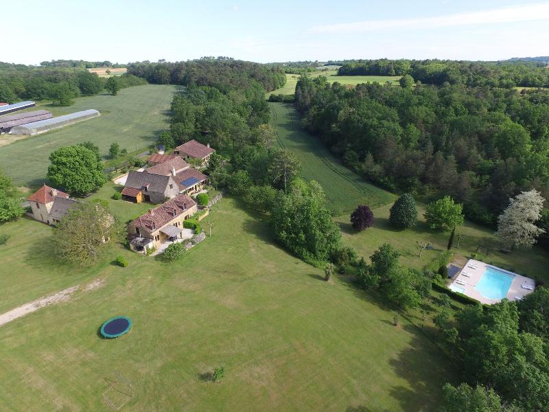 Gites La Source image