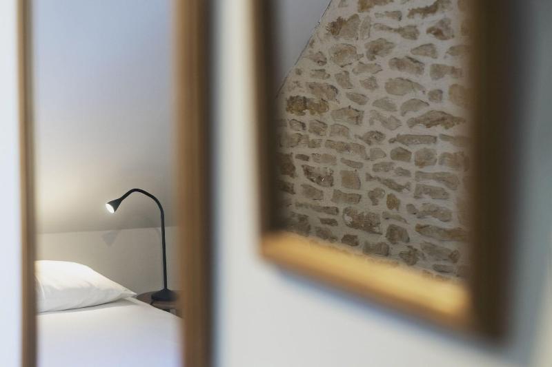Gites La Source image