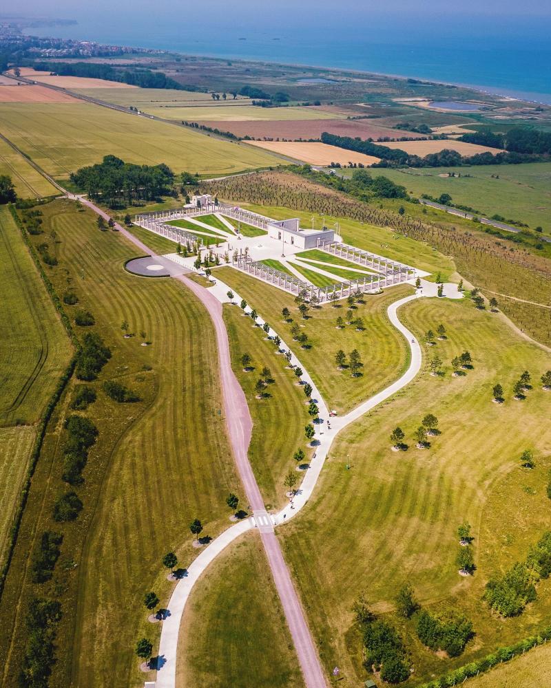 Chateau Cote de Nacre image