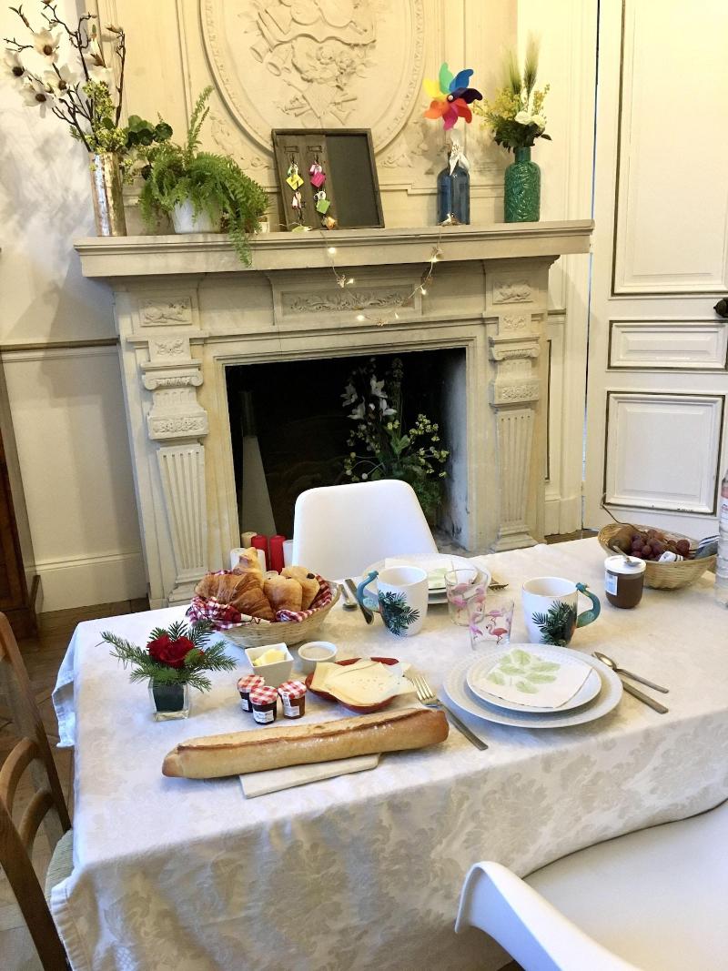 Chateau Cote de Nacre image