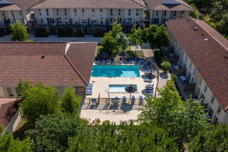 Residence Odalys Le Petit Pont image
