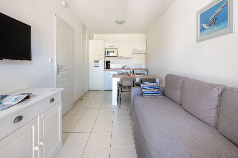 Residence Odalys Le Petit Pont image
