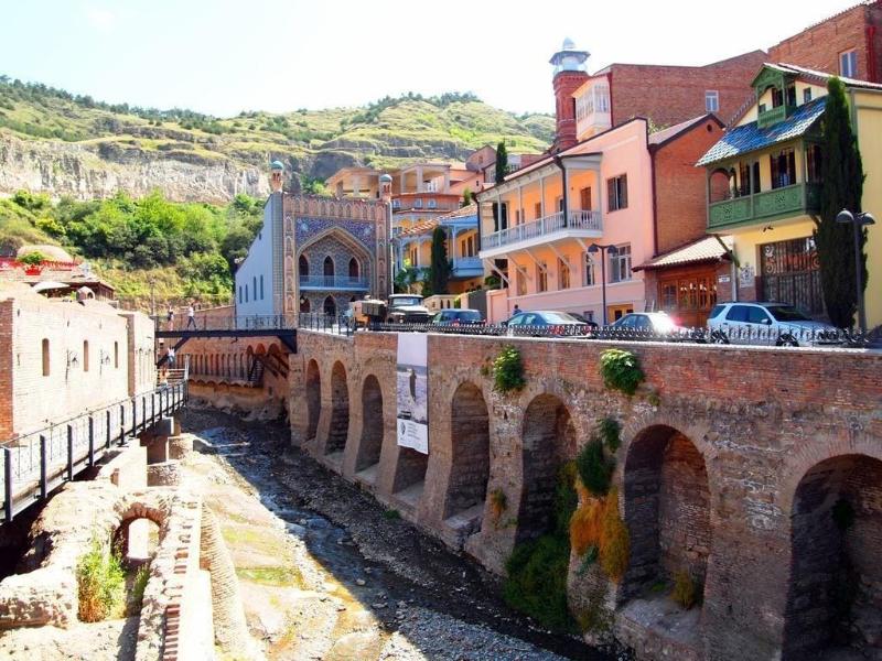 Meidan Inn image