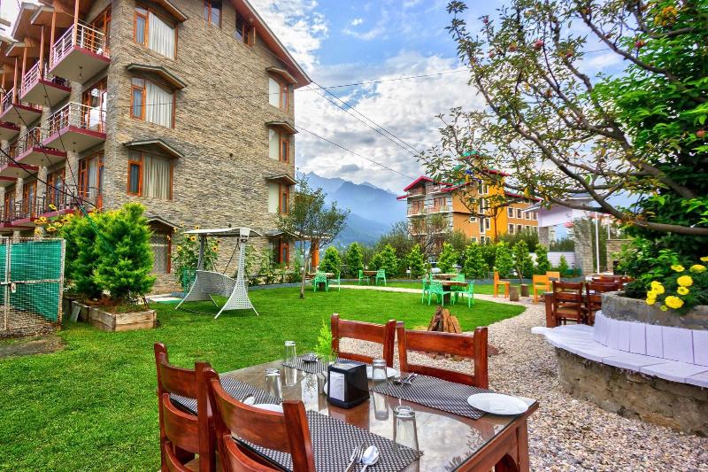 Montana Blues Resort By Snow City image