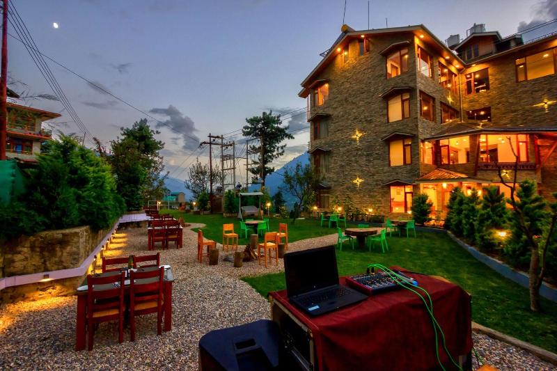 Montana Blues Resort By Snow City image