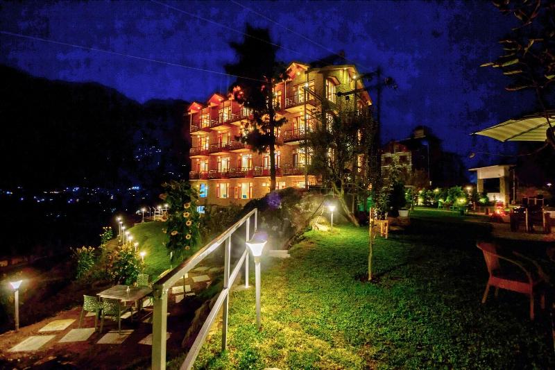 Montana Blues Resort By Snow City image