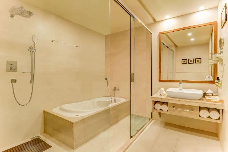 Lemon Tree Premier Bhubaneswar image