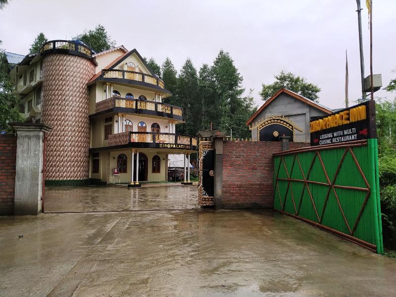 Ziro Palace Inn